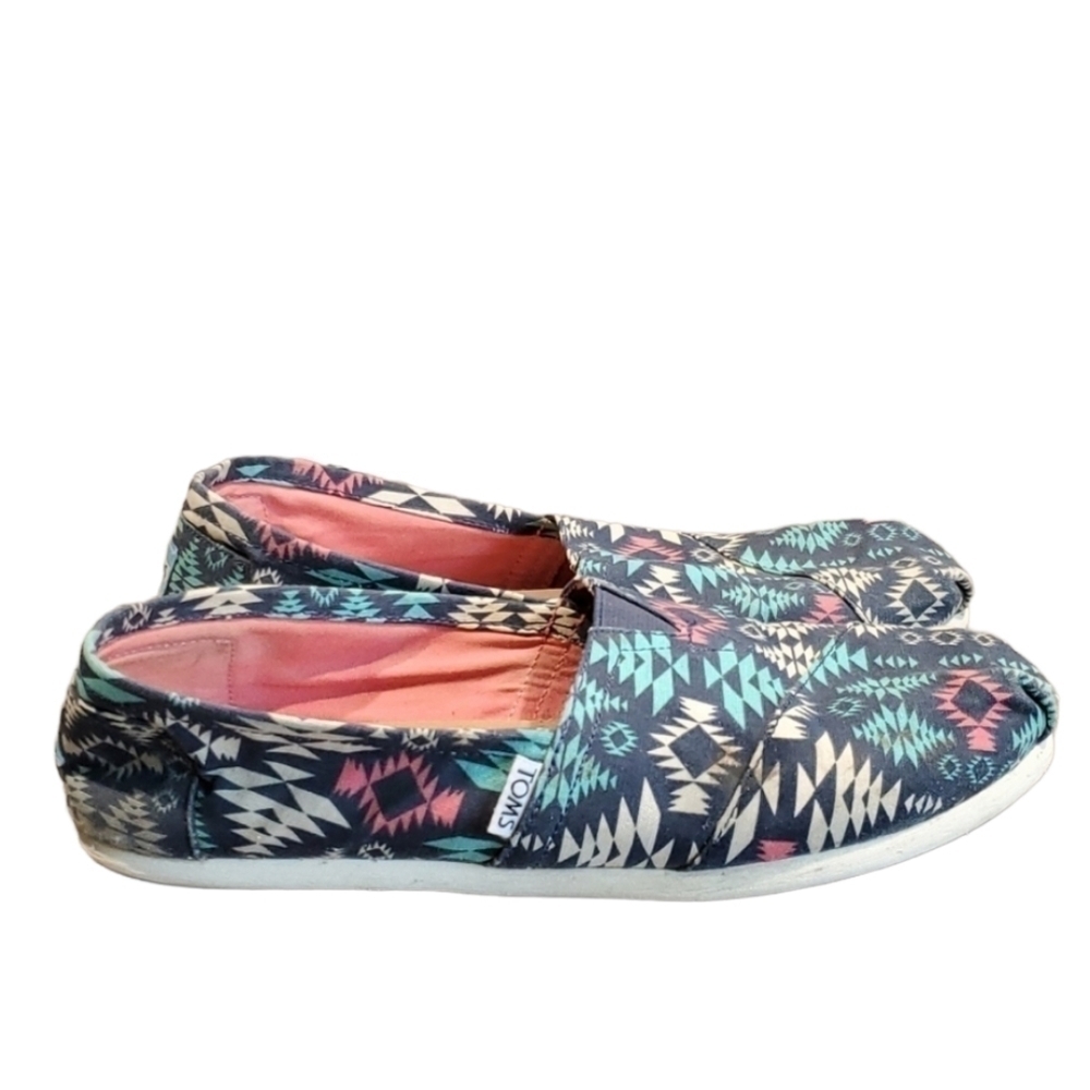 Toms flats shoes Loafer sz 9